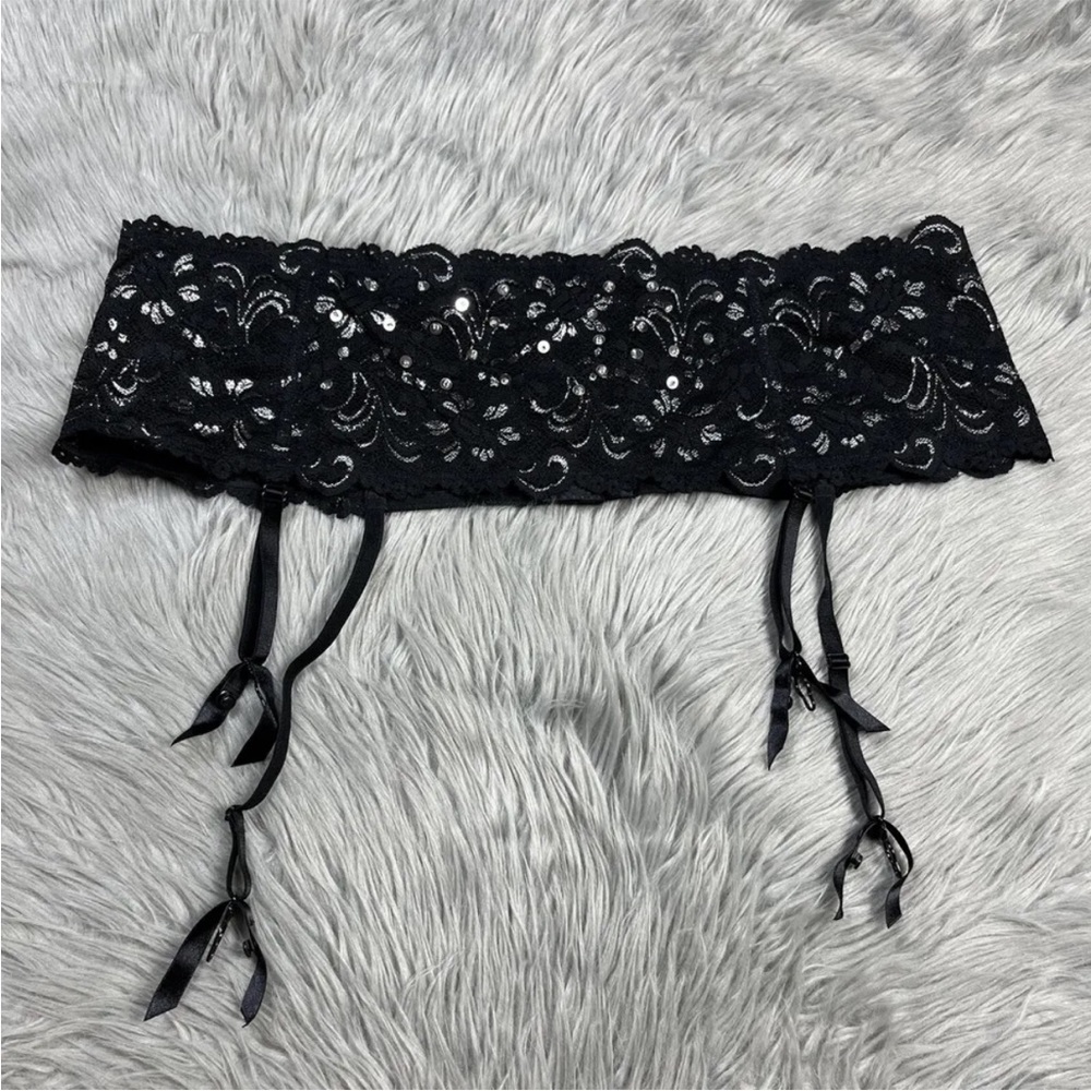 Cacique Black Silver Lace Beaded Garter Belt 18/20